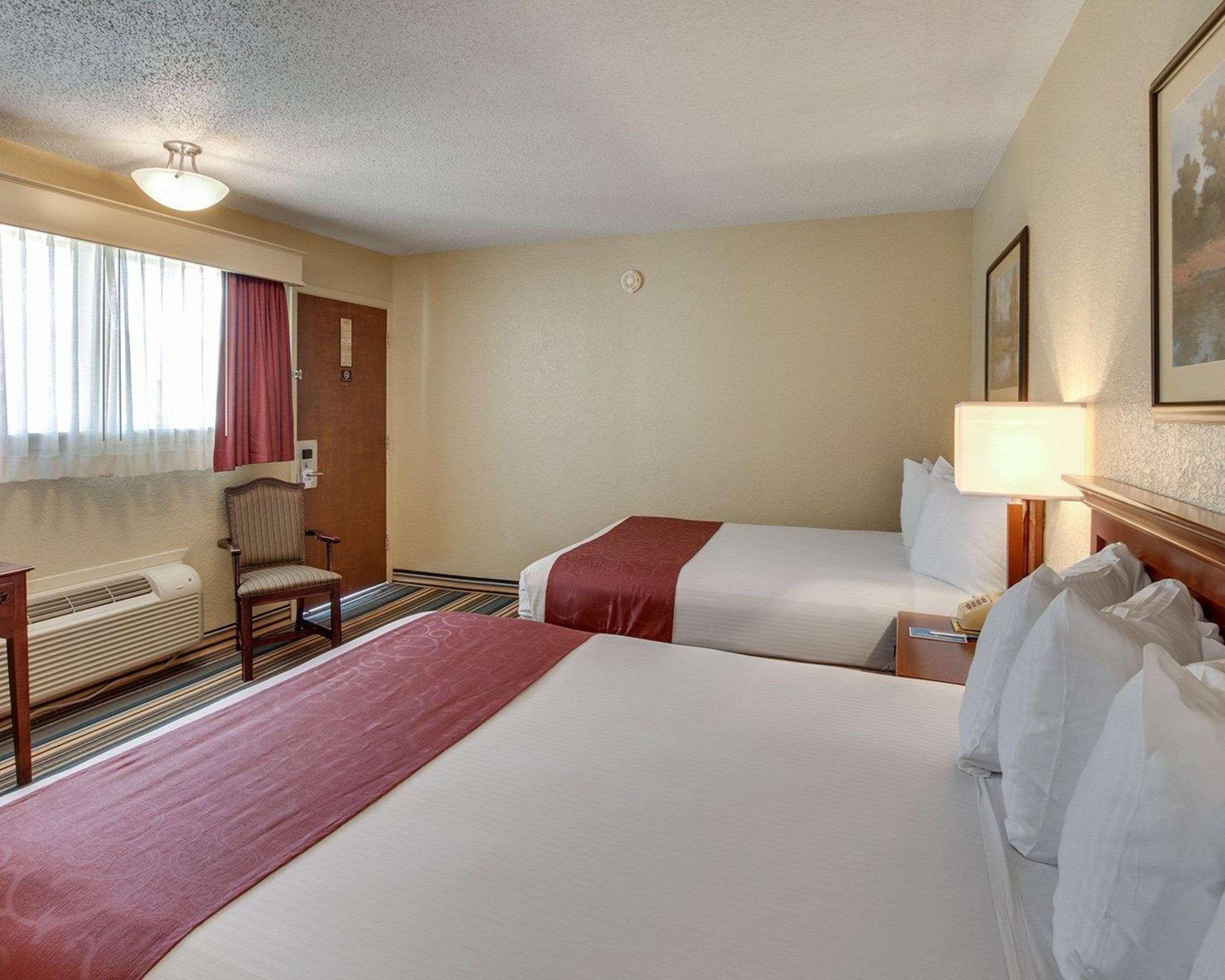 Days Inn By Wyndham Gatesville מראה חיצוני תמונה