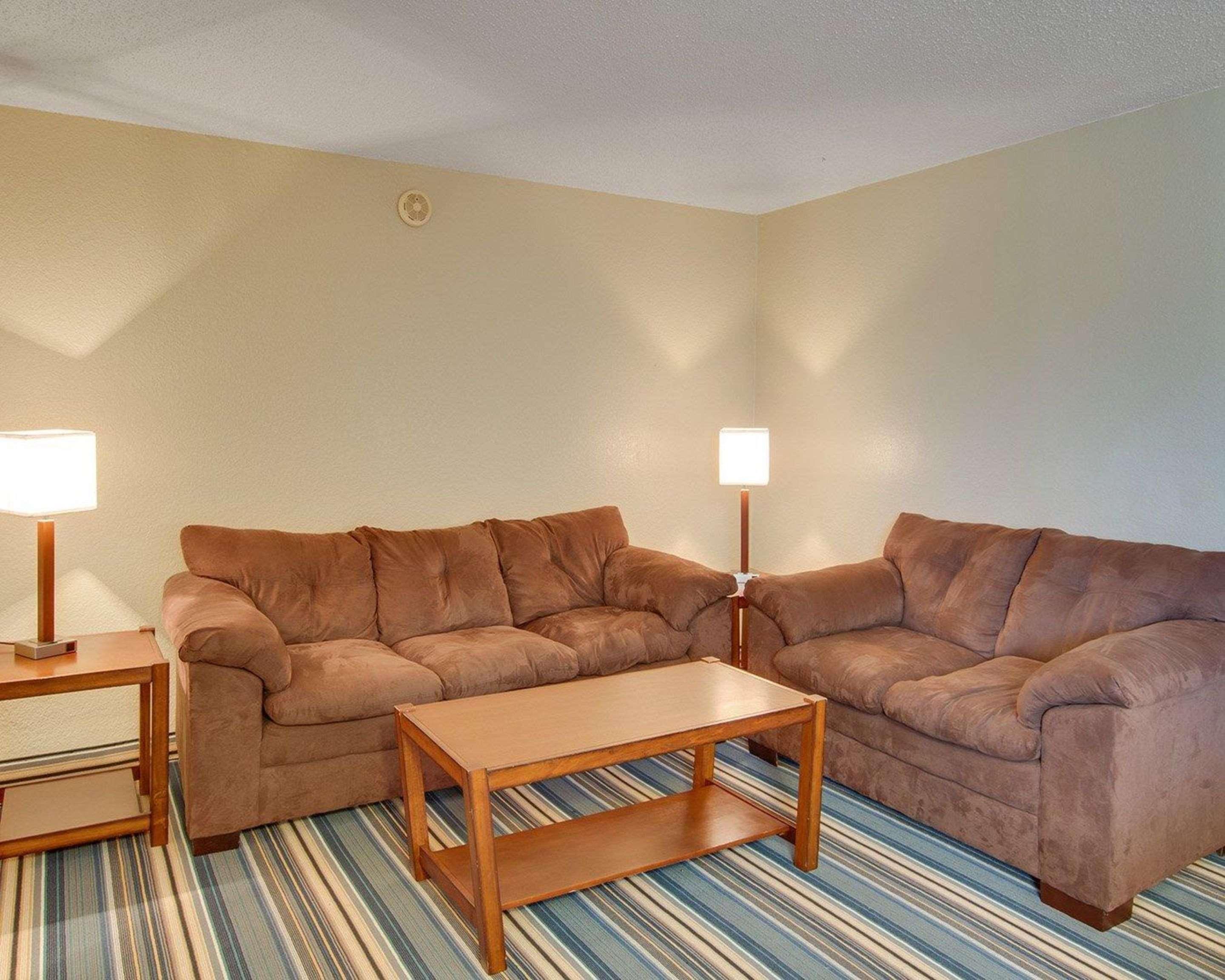 Days Inn By Wyndham Gatesville מראה חיצוני תמונה