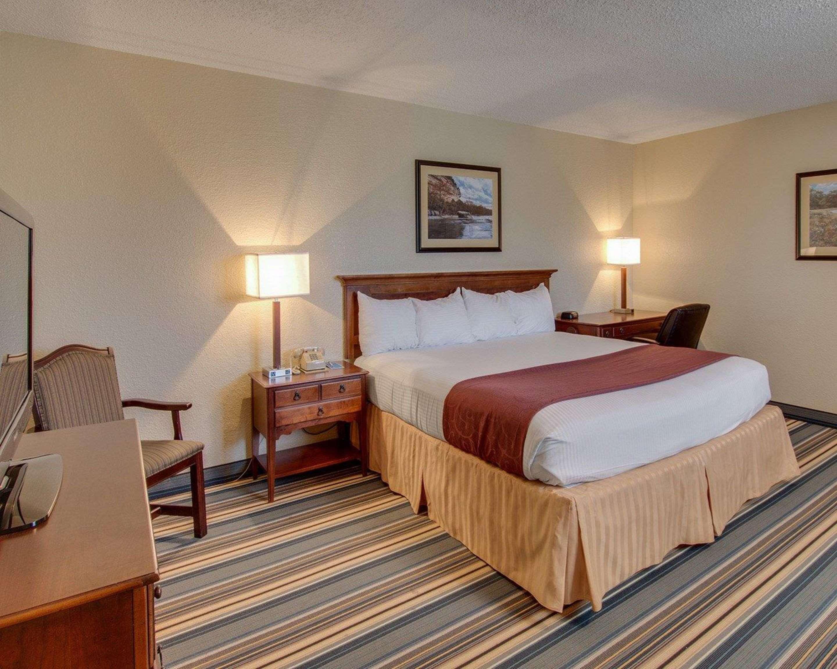 Days Inn By Wyndham Gatesville מראה חיצוני תמונה