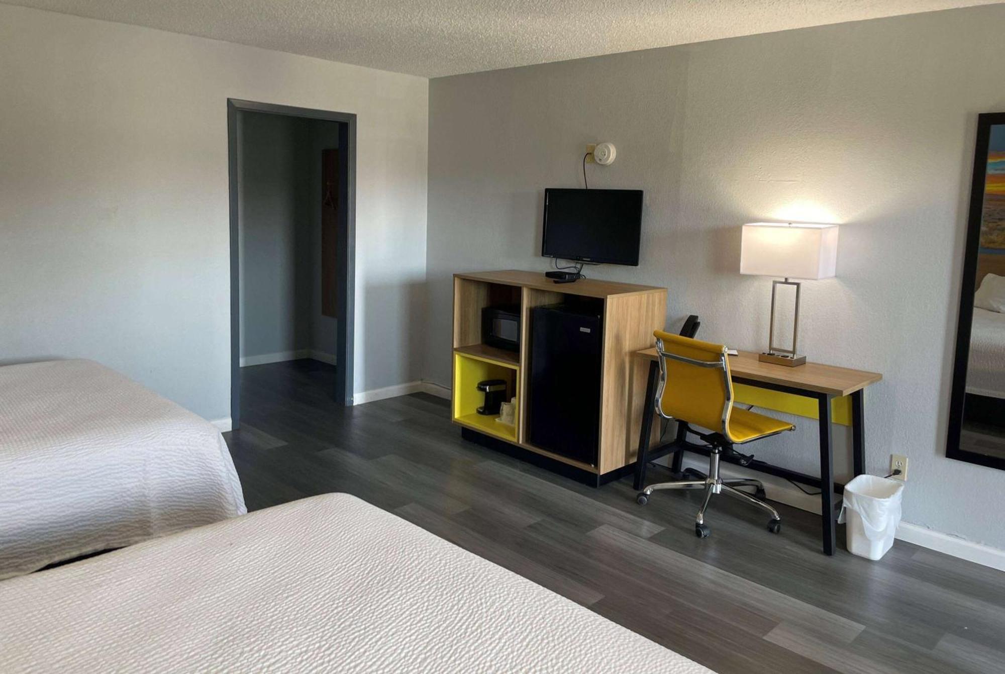 Days Inn By Wyndham Gatesville מראה חיצוני תמונה